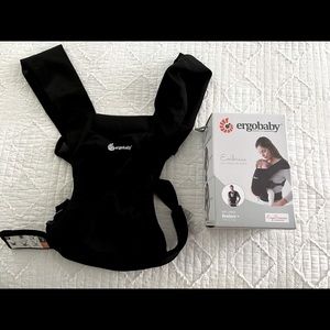 Ergobaby Embrace